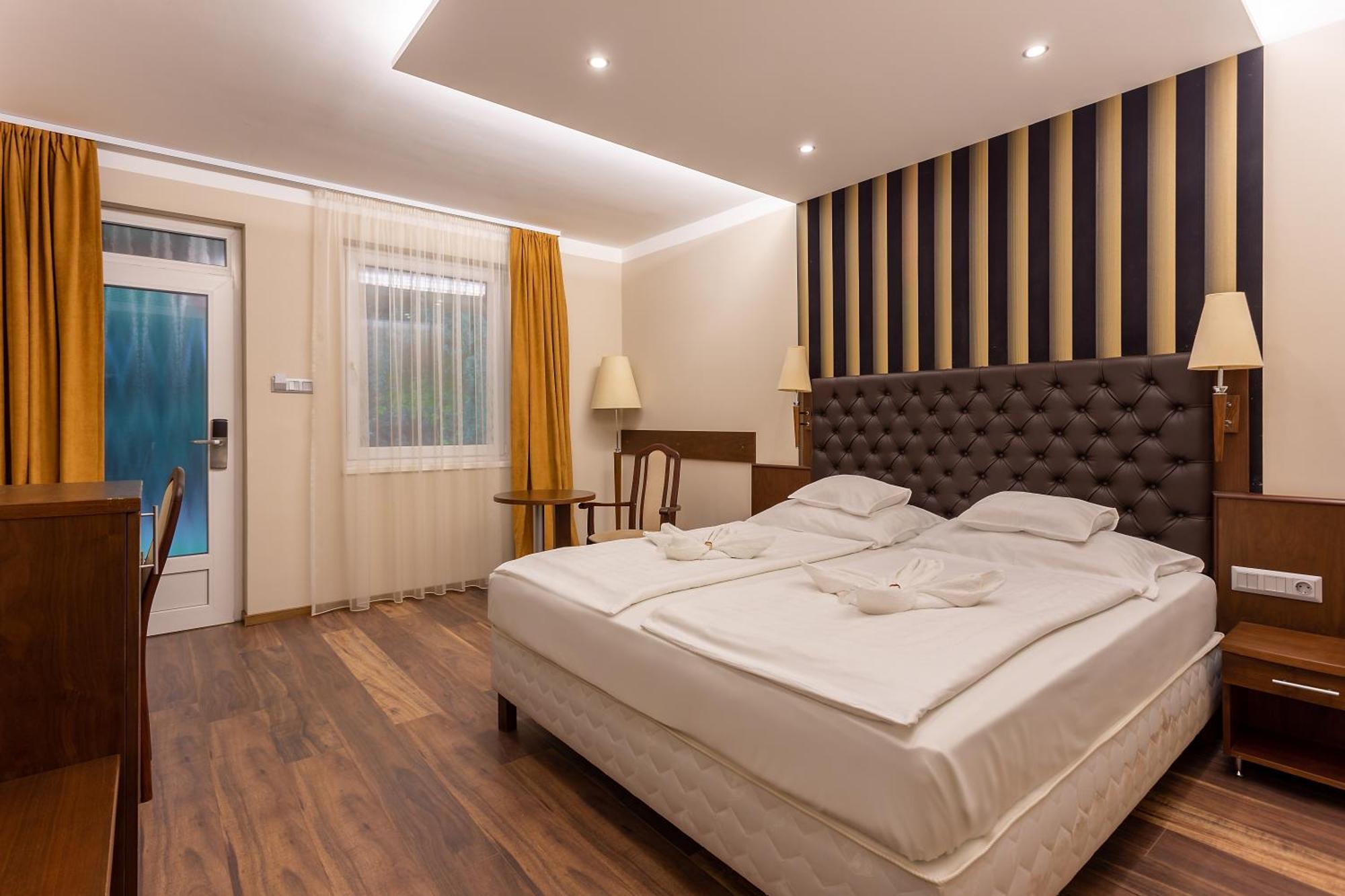 Szonyi Garden Hotel Pest بودابست المظهر الخارجي الصورة