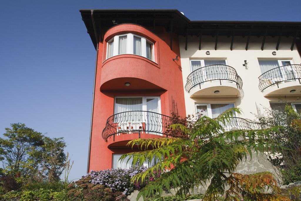 Szonyi Garden Hotel Pest بودابست المظهر الخارجي الصورة