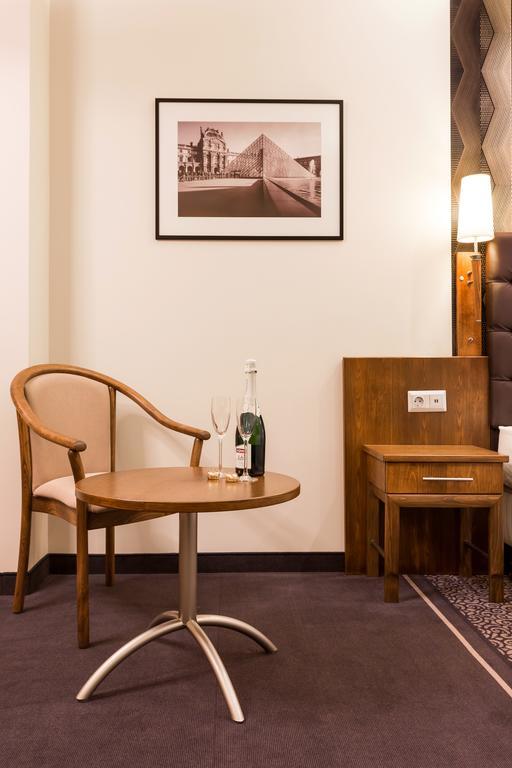 Szonyi Garden Hotel Pest بودابست المظهر الخارجي الصورة