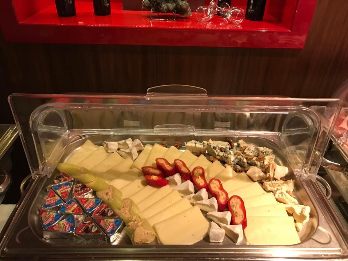 Szonyi Garden Hotel Pest بودابست المظهر الخارجي الصورة