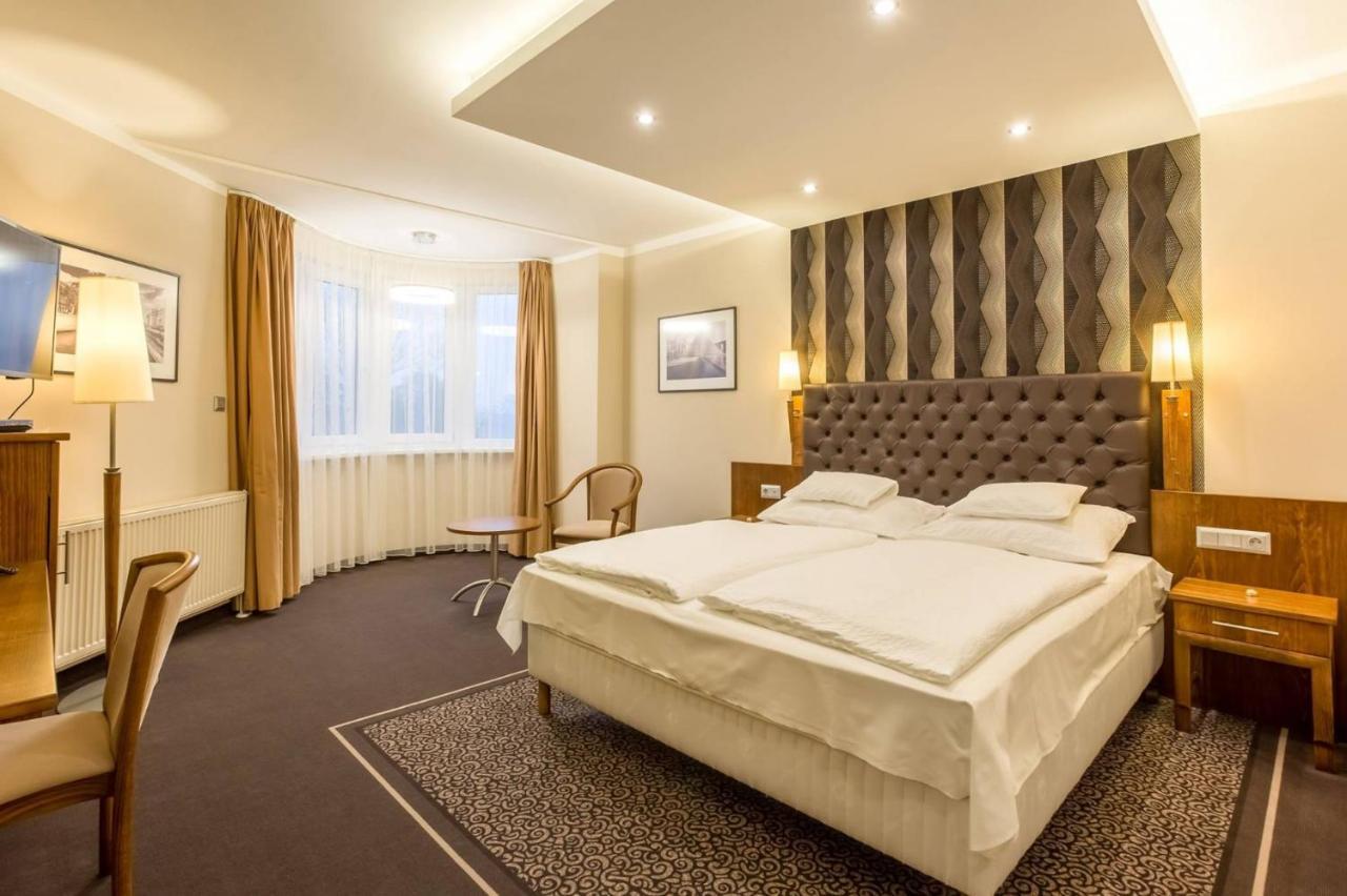 Szonyi Garden Hotel Pest بودابست المظهر الخارجي الصورة